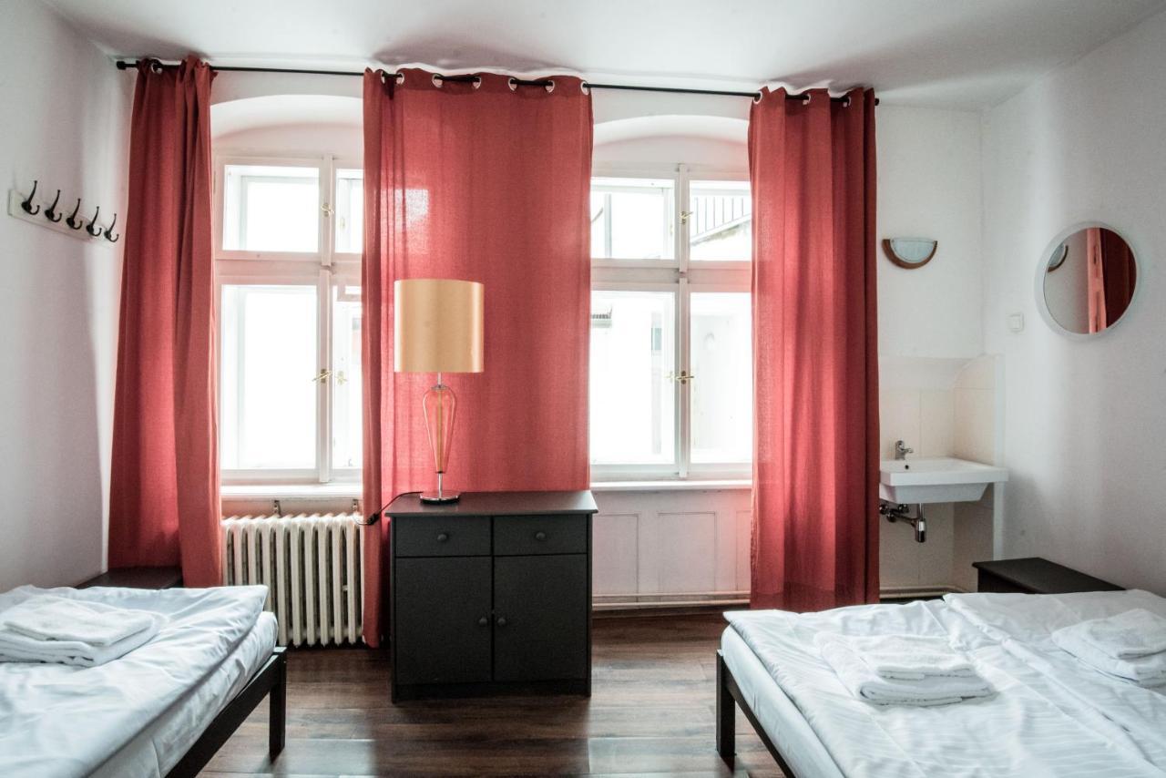 Hostel Charles Bridge & Praga